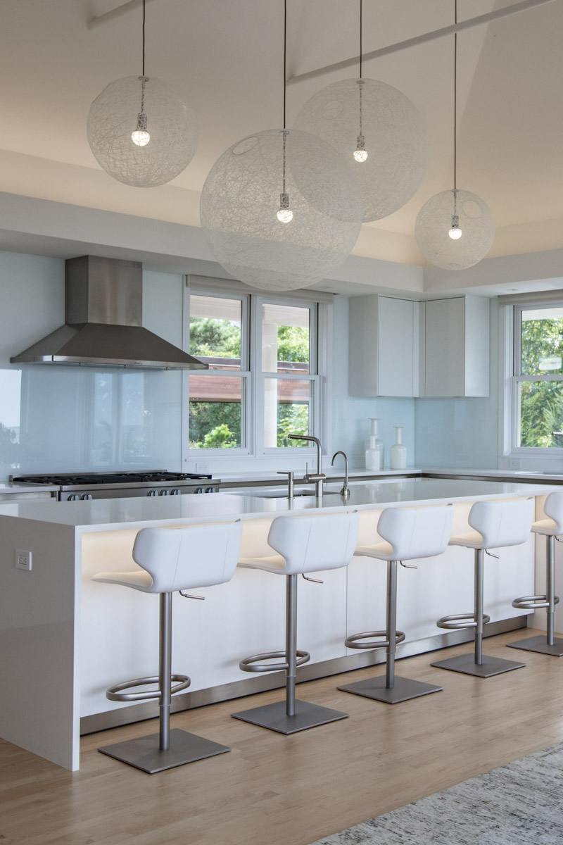 Photo of construction by Ronald Webb Builder.